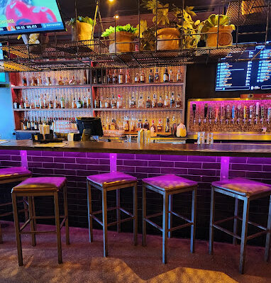 Tap 42 Fort Lauderdale Bar