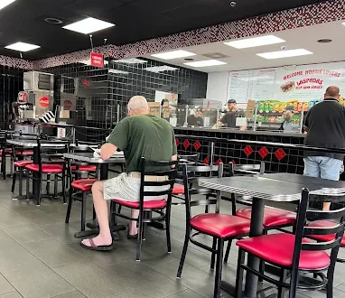 Laspada's Original Hoagies Coral Springs Seating