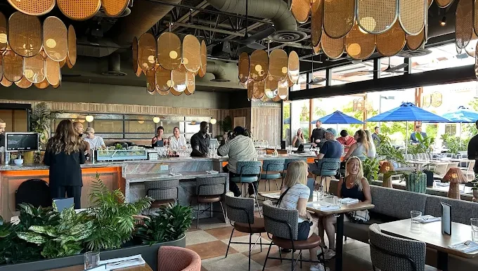 Earl's Bar & Kitchen Inside Seating