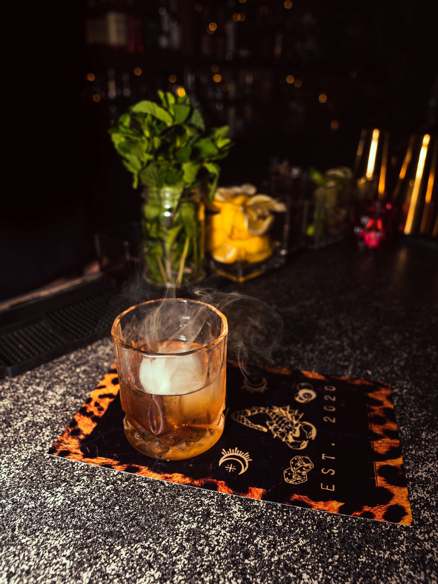 Roxanne’s Liquor Bar & Kitchen (1)