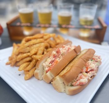Sandbar Grill Lobster Roll
