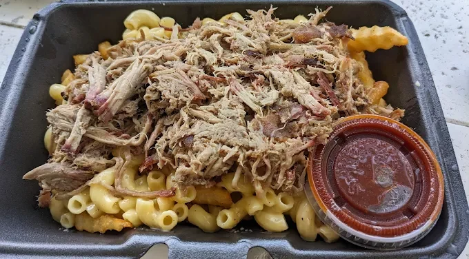 Pop's Smoke Shed Marathon Entree